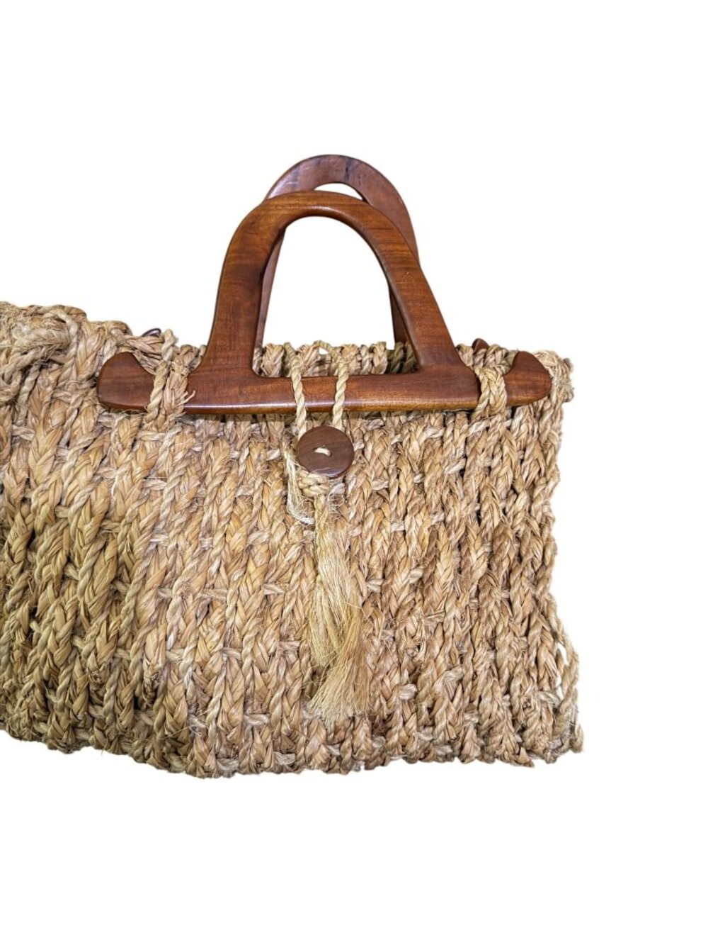 Vintage Woven Straw Handbag With Wooden Handles & Button Loop Closure - Picture 3 of 8